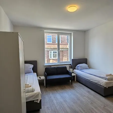 In Zentraler Lage Wasbeker Str Apartmán Neumünster