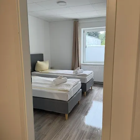 In Zentraler Lage Wasbeker Str Apartmán Neumünster