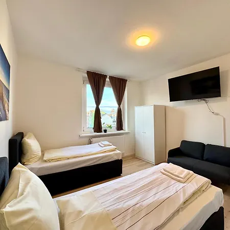 In Zentraler Lage Wasbeker Str Apartmán Neumünster